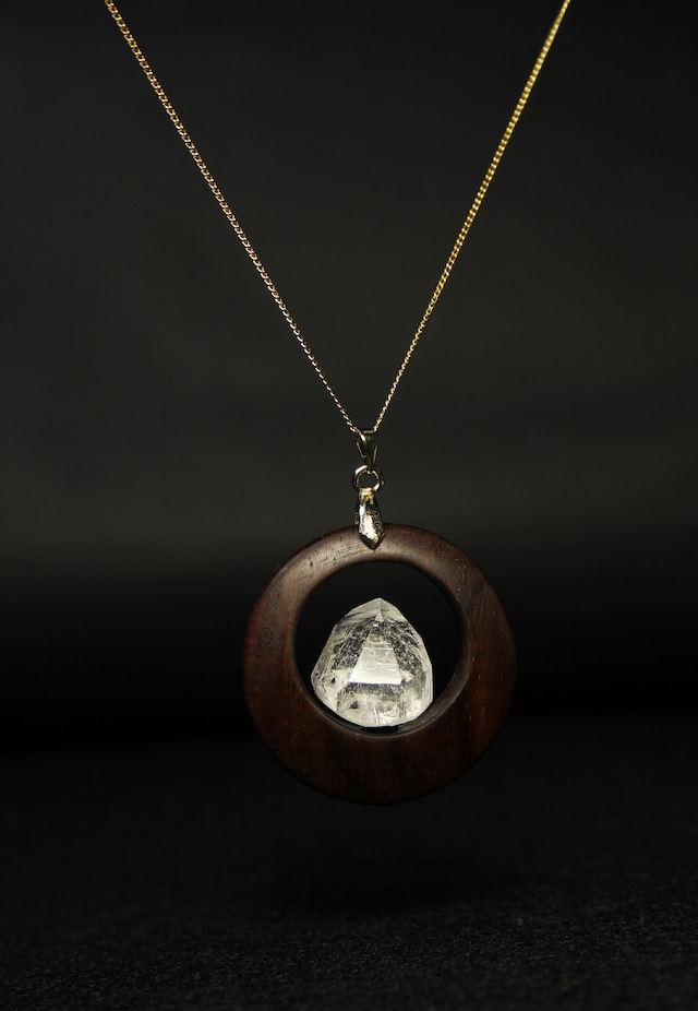 【122】宮崎クリスタル ローズウッドペンダント