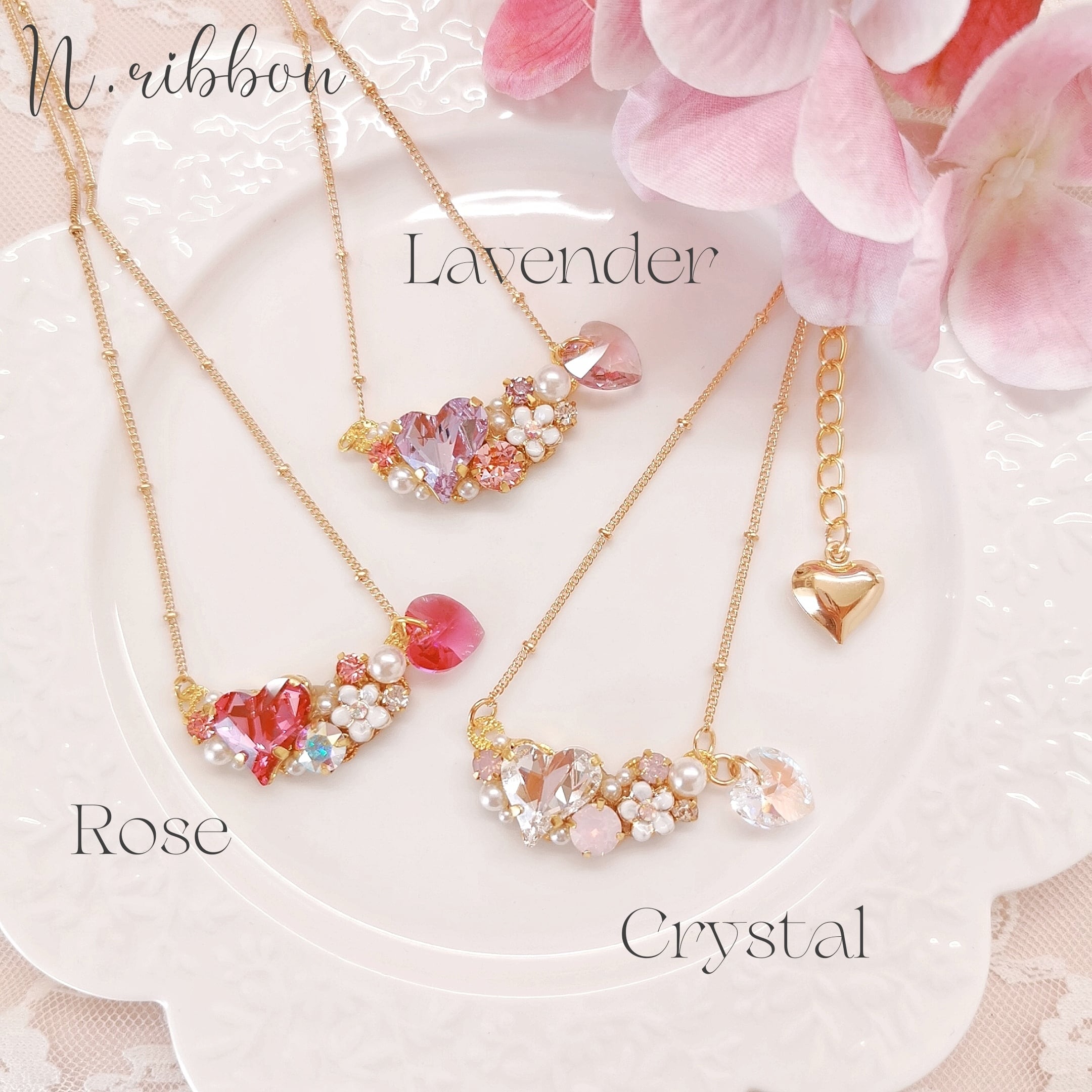 SALE✩.*˚SWAROVSKI ハート型×スワロフスキー ネックレス