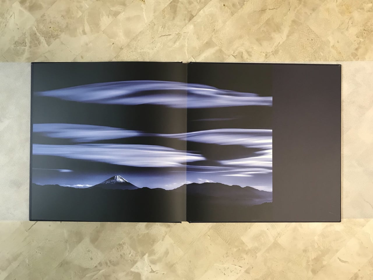 Original photo book「Mt Fuji in Blue Ink 2020」【限定品