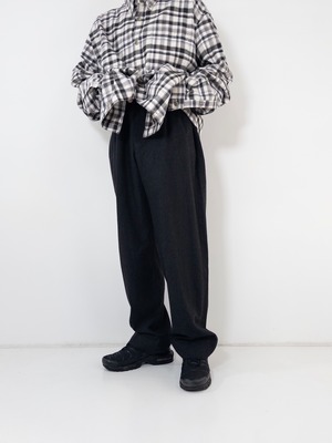 France made 2tuck wool slacks