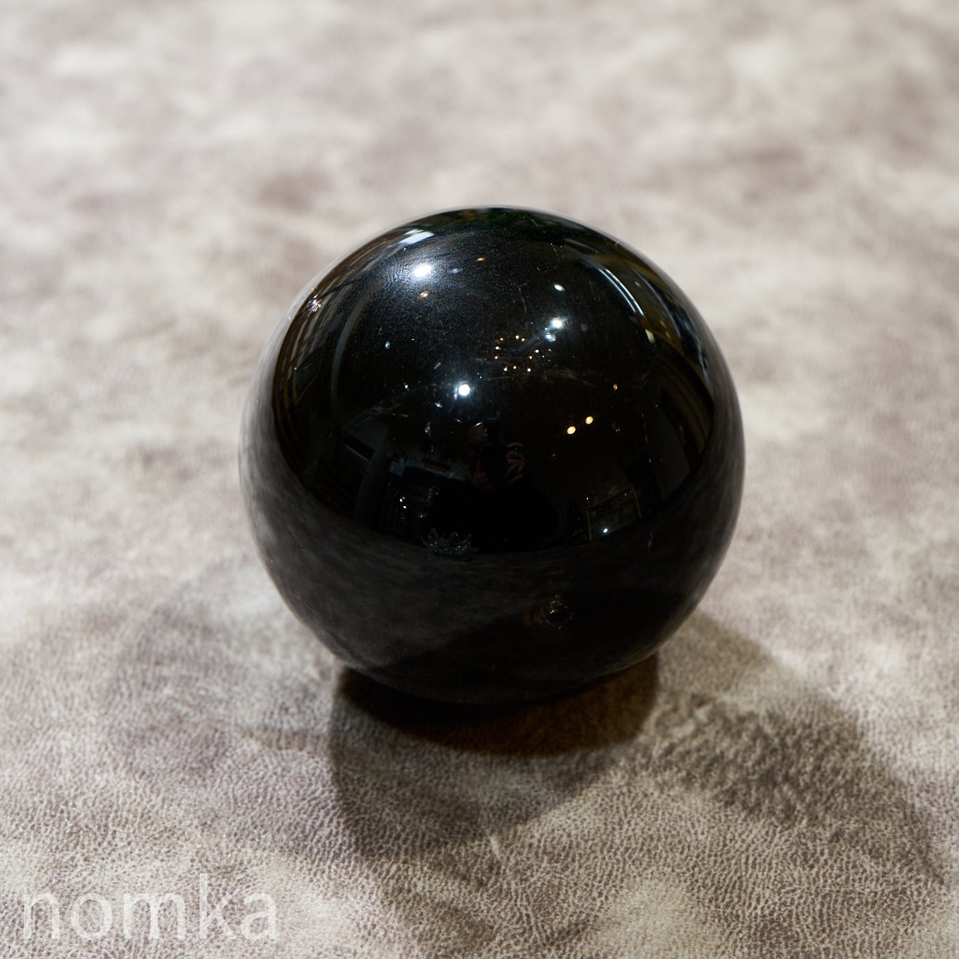 漆黒の結界、聖域を護る守護石】天然モリオン(黒水晶) 66.5mmスフィア