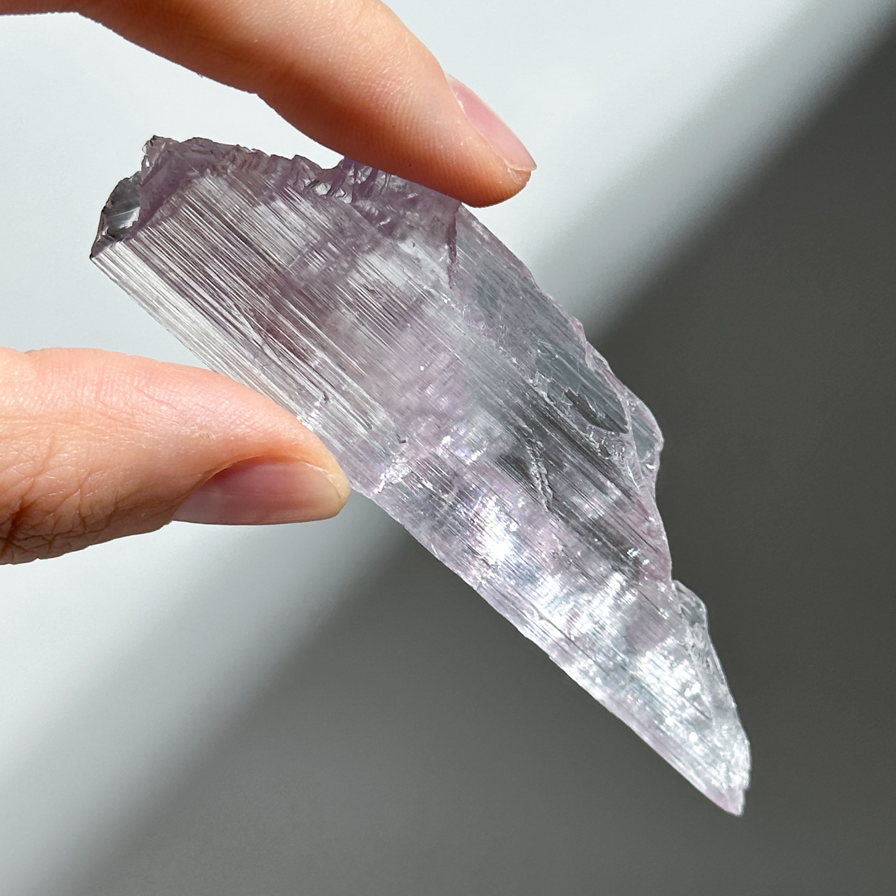 ハイクォリティ】クンツァイト 原石92◇ Kunzite ◇天然石・鉱物
