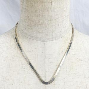 Old 925 Silver V-Shape Choker Necklace