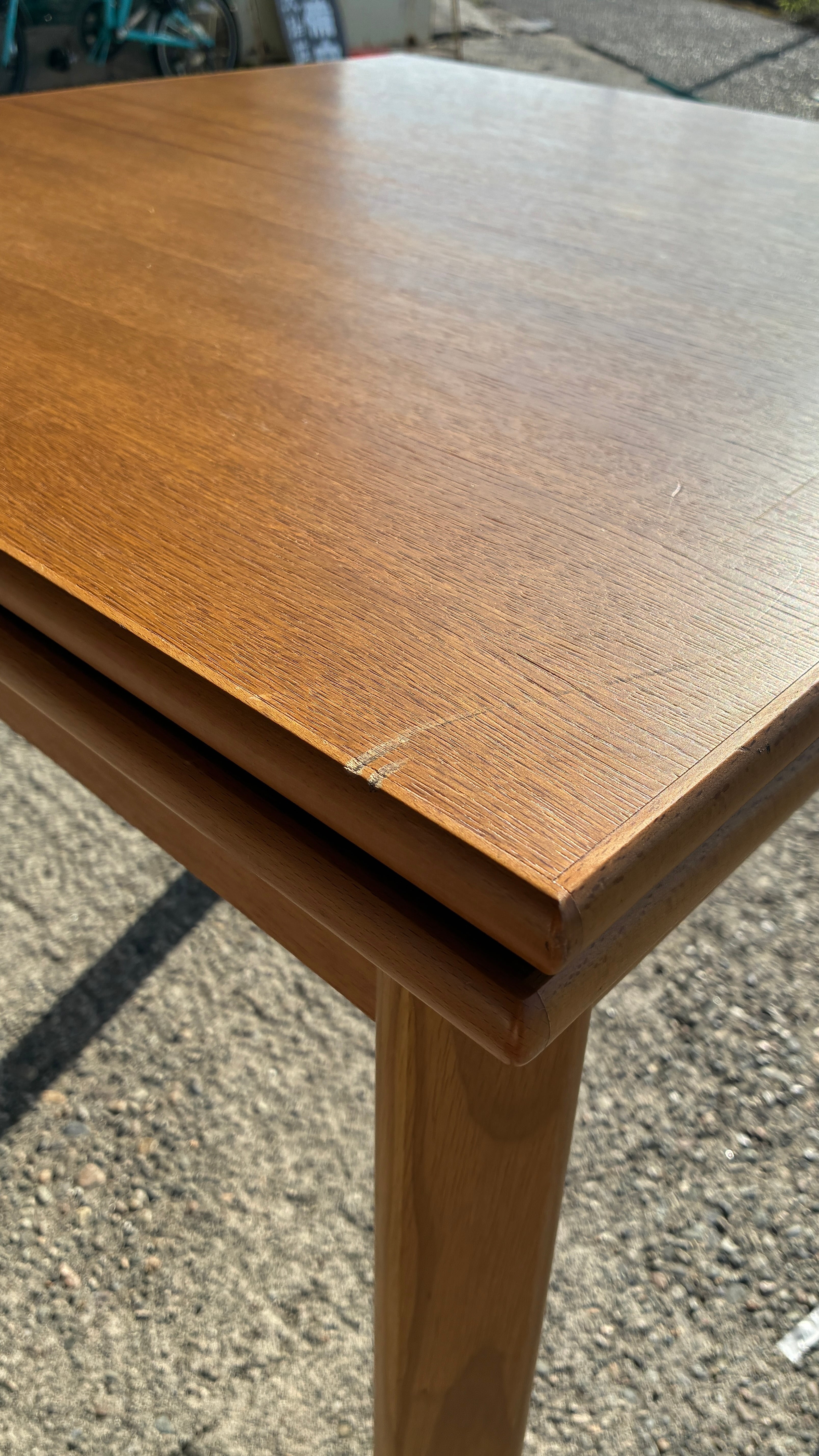 つい伸ばしたくなるKOIZUMIのエクステンションテーブル | ROKA STYLE