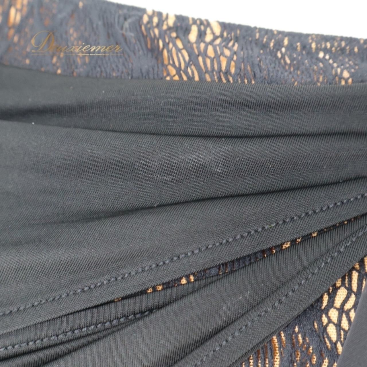 社交ダンス 衣装 チャコット Chacott ワンピース ドレス 黒 紫 ピンク フリル レース 日本製 リボン パーティドレス 上品 高級感 ブラック系 パープル系 フレアスカート ダンスパフォーマンス 女性用 フェミニン おしゃれ エレガント