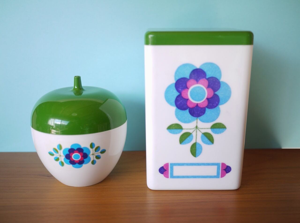 ドイツ ヴィンテージ プラスティックキャニスター レトロポップ2P