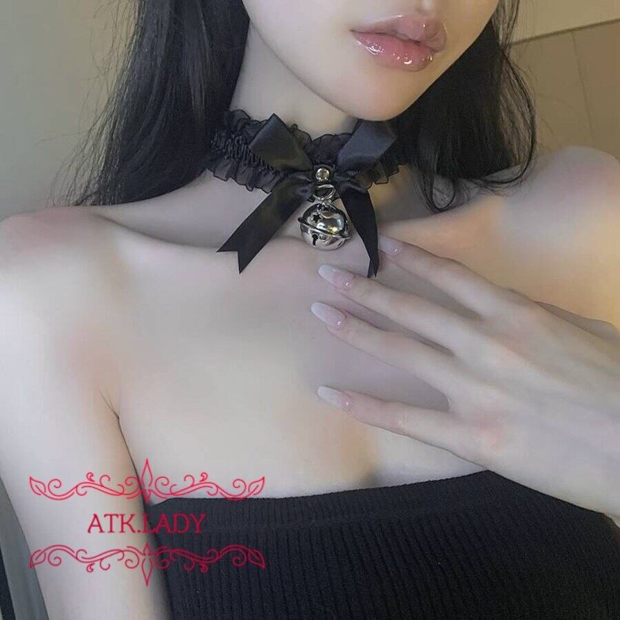 ATK.LADY】D105 白 ホワイト 黒 ブラック チョーカー 鈴 アクセサリー