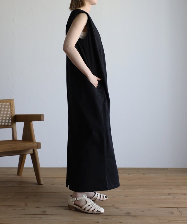 接触冷感コットンノースリワンピース