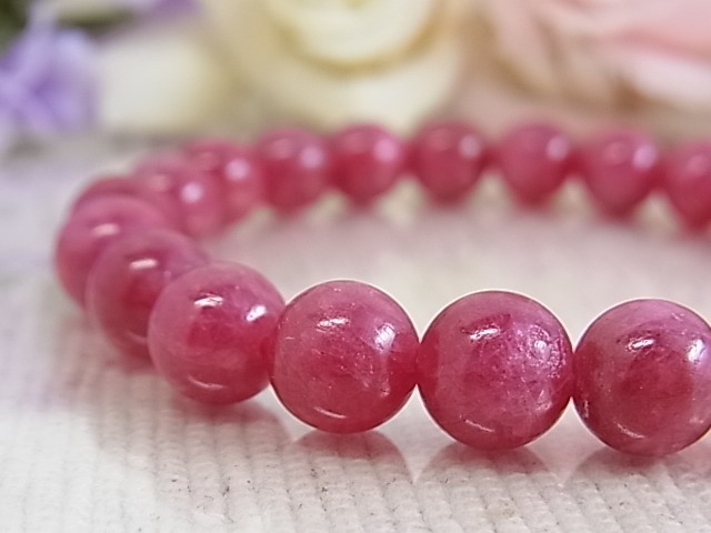 ◆お値下げ◆【一点もの/希少】最上級 インペリアル ロードナイト アメリカ産 8㎜up 薔薇輝石 F76