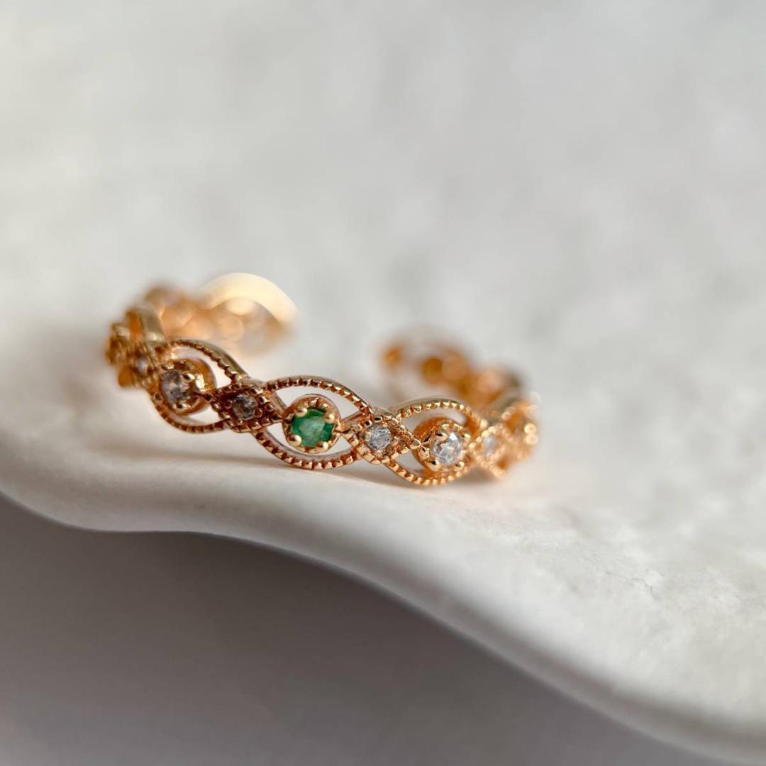 天然エメラルド　レトロリング　フリーサイズ　silver925