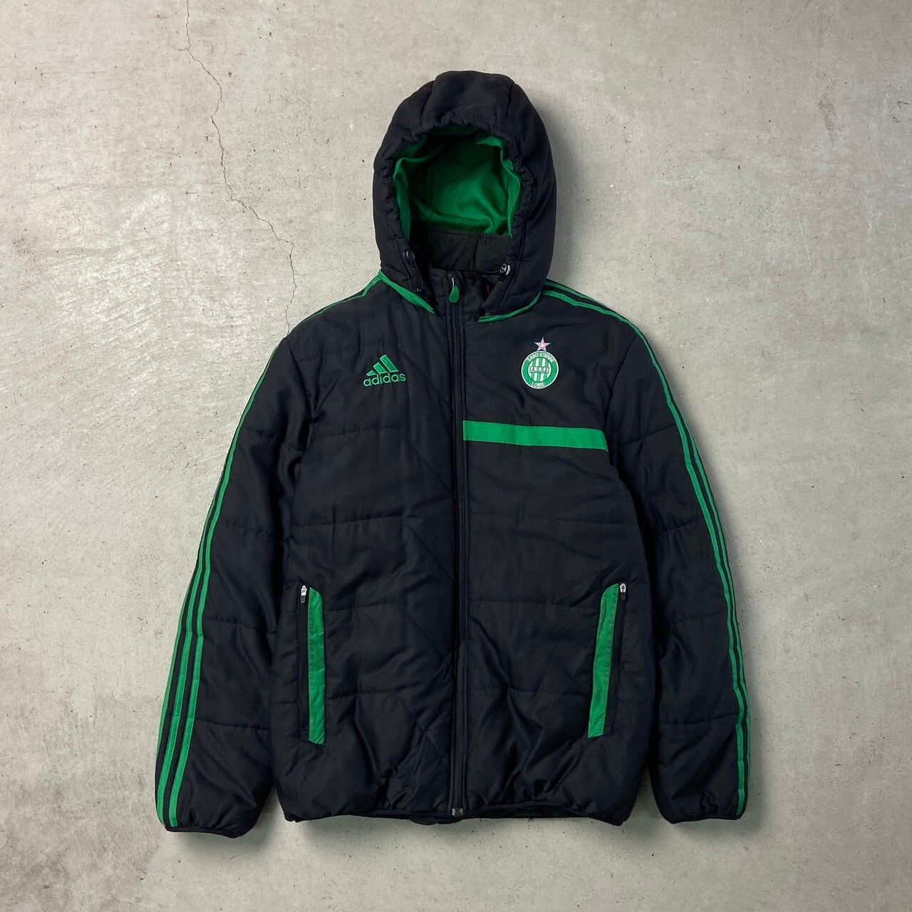 00年代 adidas アディダス 中綿入り サッカーチーム ダウンジャケット  