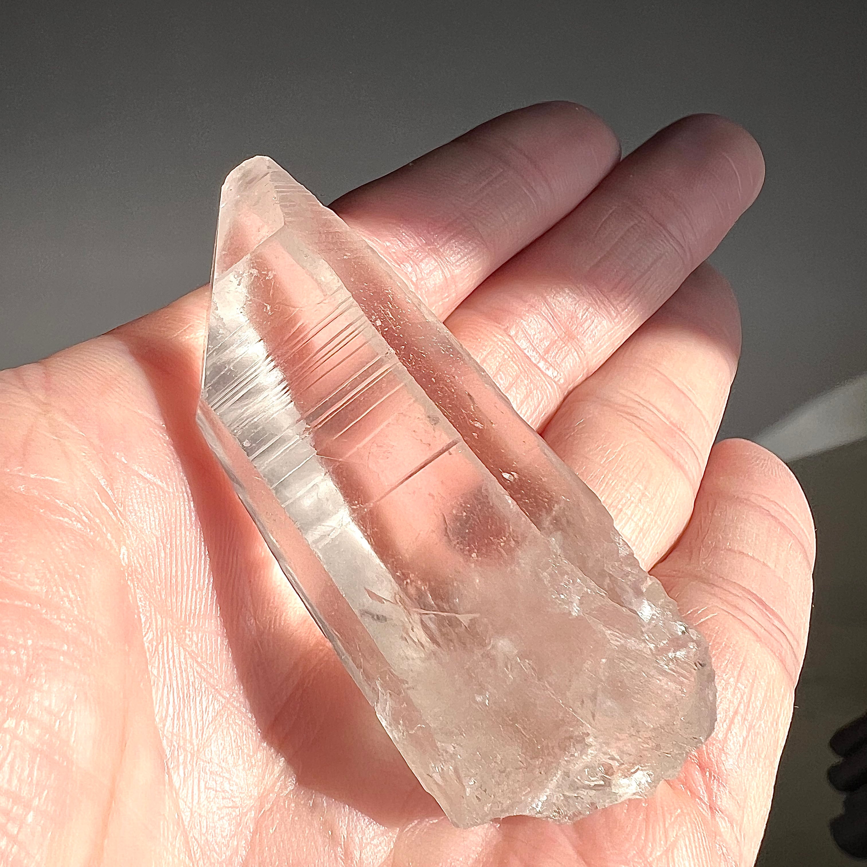 バーナクル有り コロンビア産 レムリアンシード ポイント クリスタル