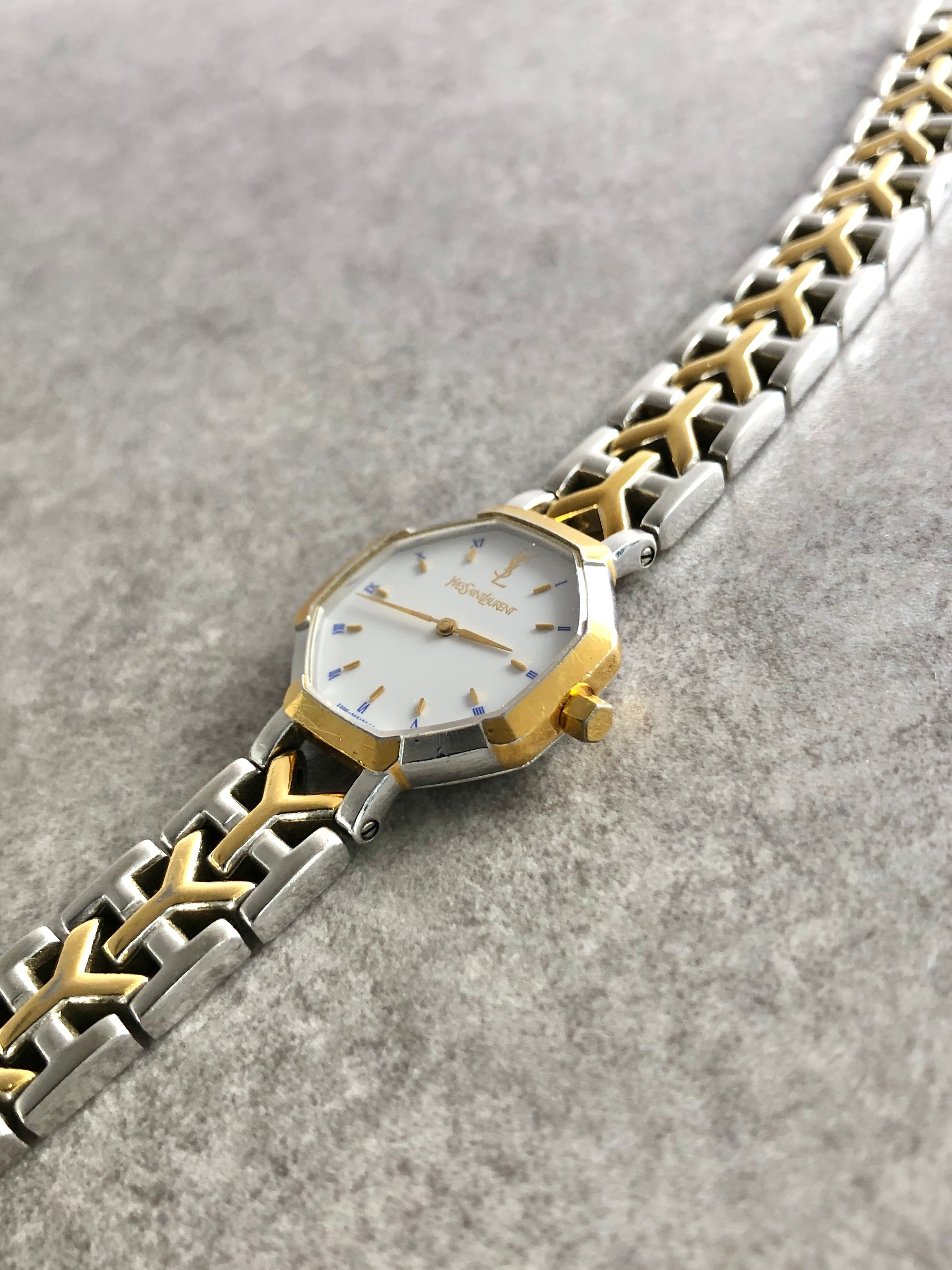 時計 YVES SAINT LAURENT 2200-226313 D207 Yves Saint Laurent イヴ・サンローラン 腕時計 シルバー×ゴールド