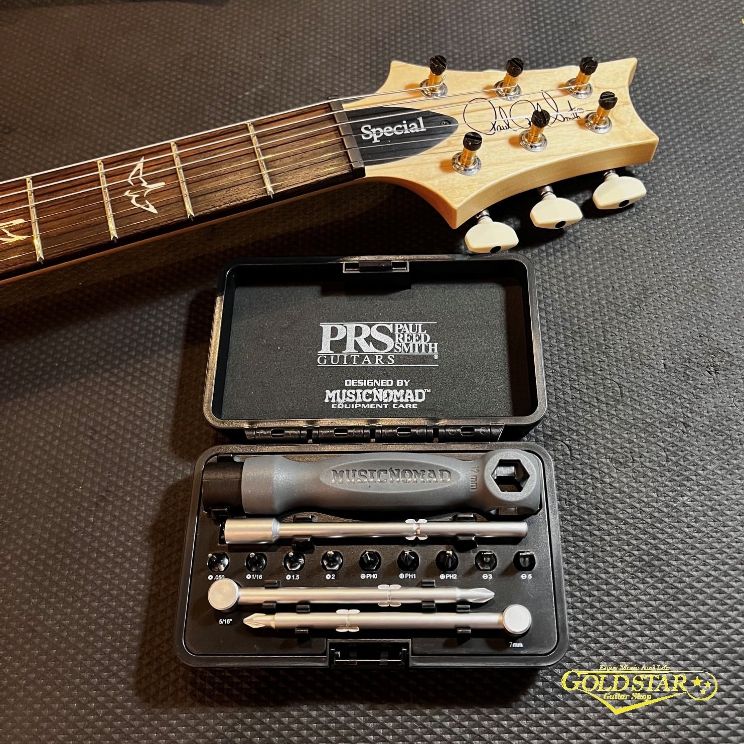 クリーニングと仕上げがコレ1本で】MUSIC NOMAD / ONE (MN103) ギター