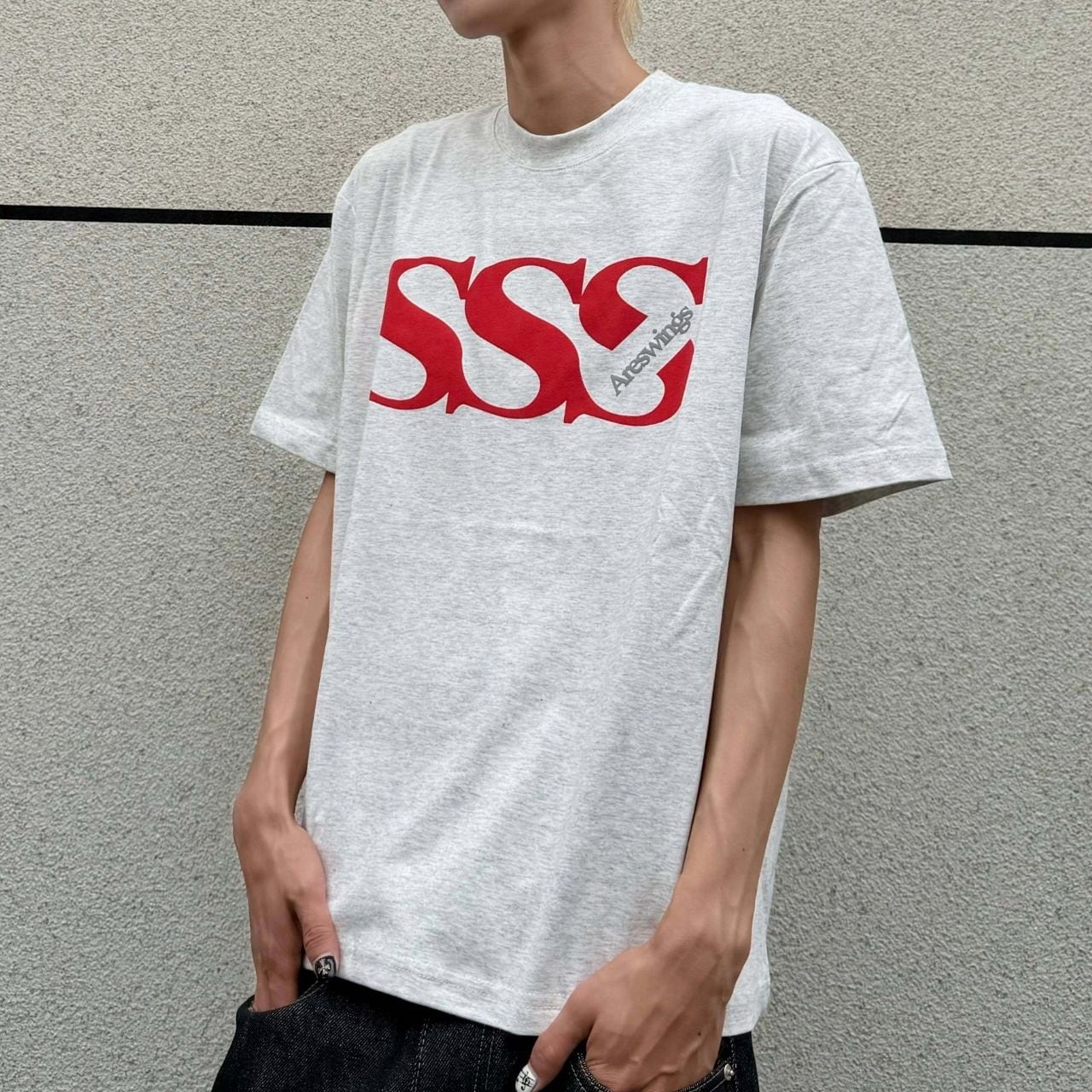 モダンフォントプリントルーズフォルムTシャツ 2col   A00355