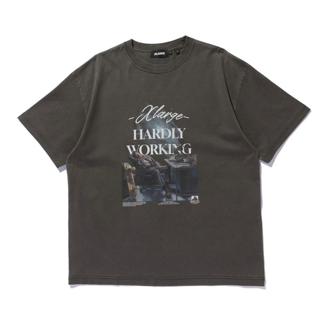 【XLARGE】HARDLY WORKING S/S TEE / BLACK 【エクストララージ】