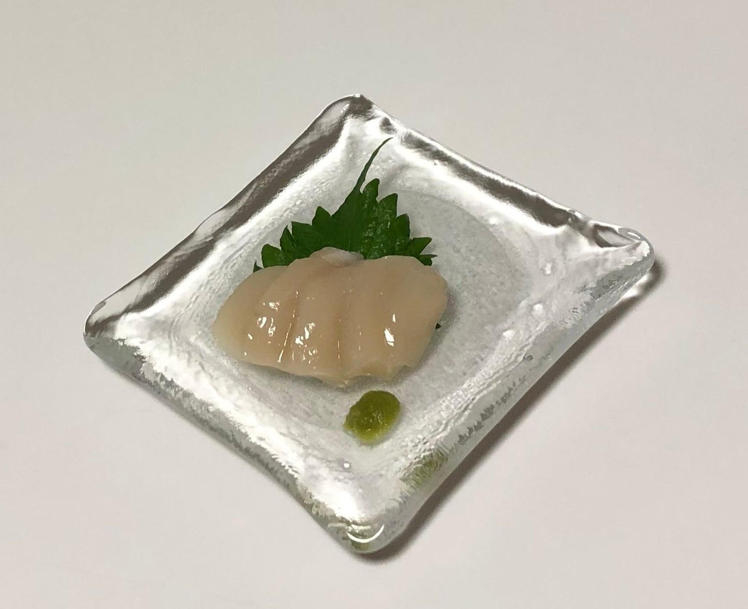 北海道産刺身用帆立貝柱1kg(不揃い） | ミニ大通食品館（東日本フーズ）
