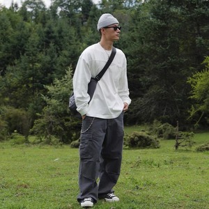 Line seam crewneck sweatshirt 1066