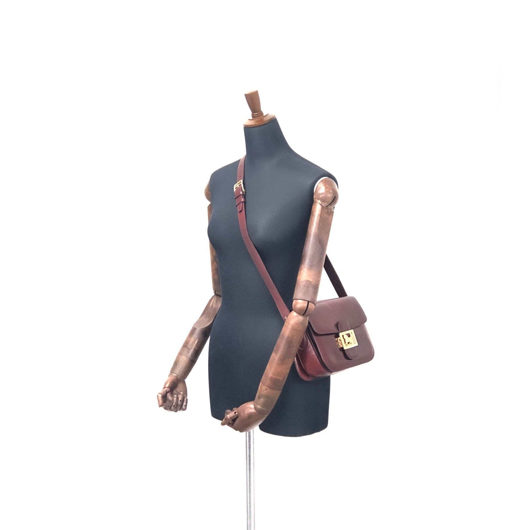 CELINE セリーヌ 馬車 ホースキャリッジ レザー ショルダー CELINE セリーヌ 馬車 ホースキャリッジ レザー ショルダー