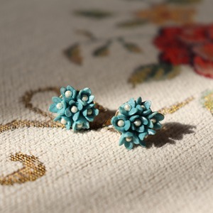 retro flower earring