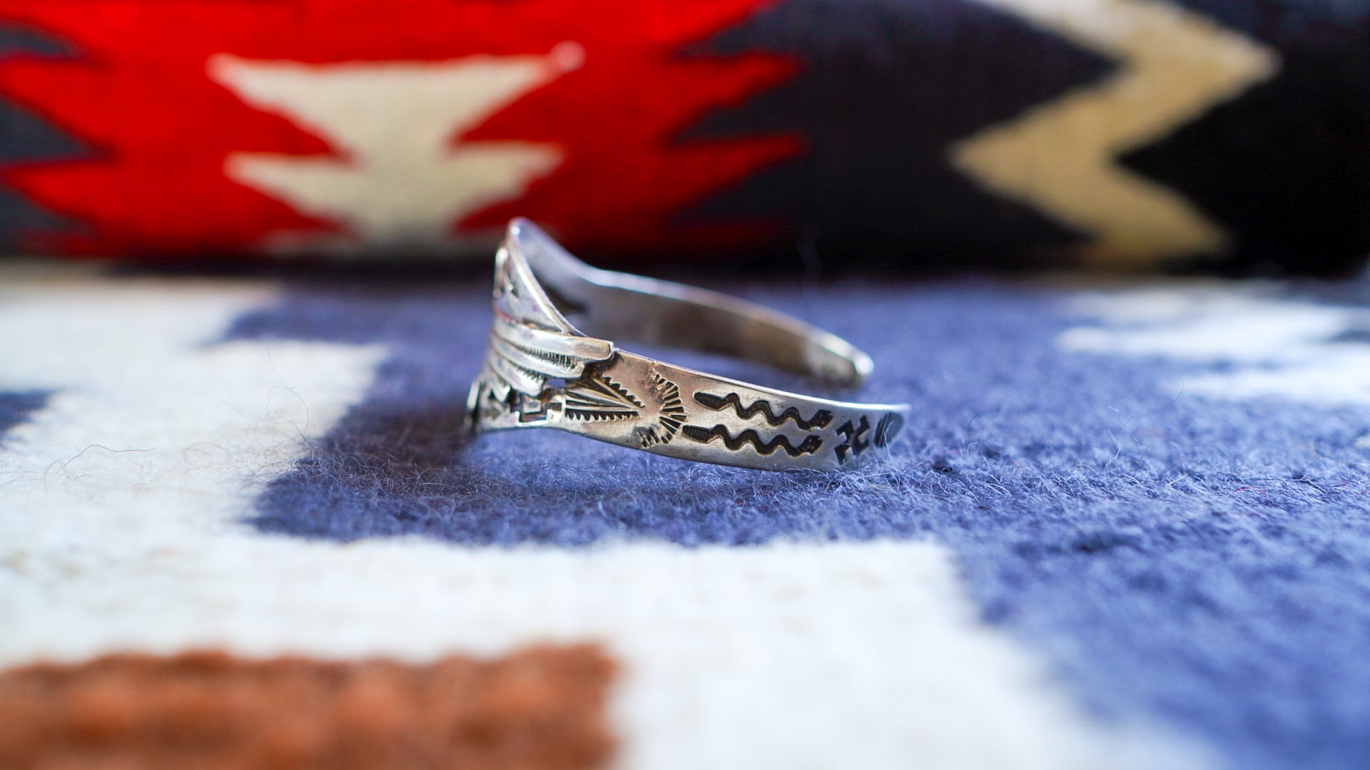 ★希少★ ナバホ サンダーバード 卍 ビンテージ バングル 1920-1940s】ナバホ サンダーバード & スワスティカ 逆卍