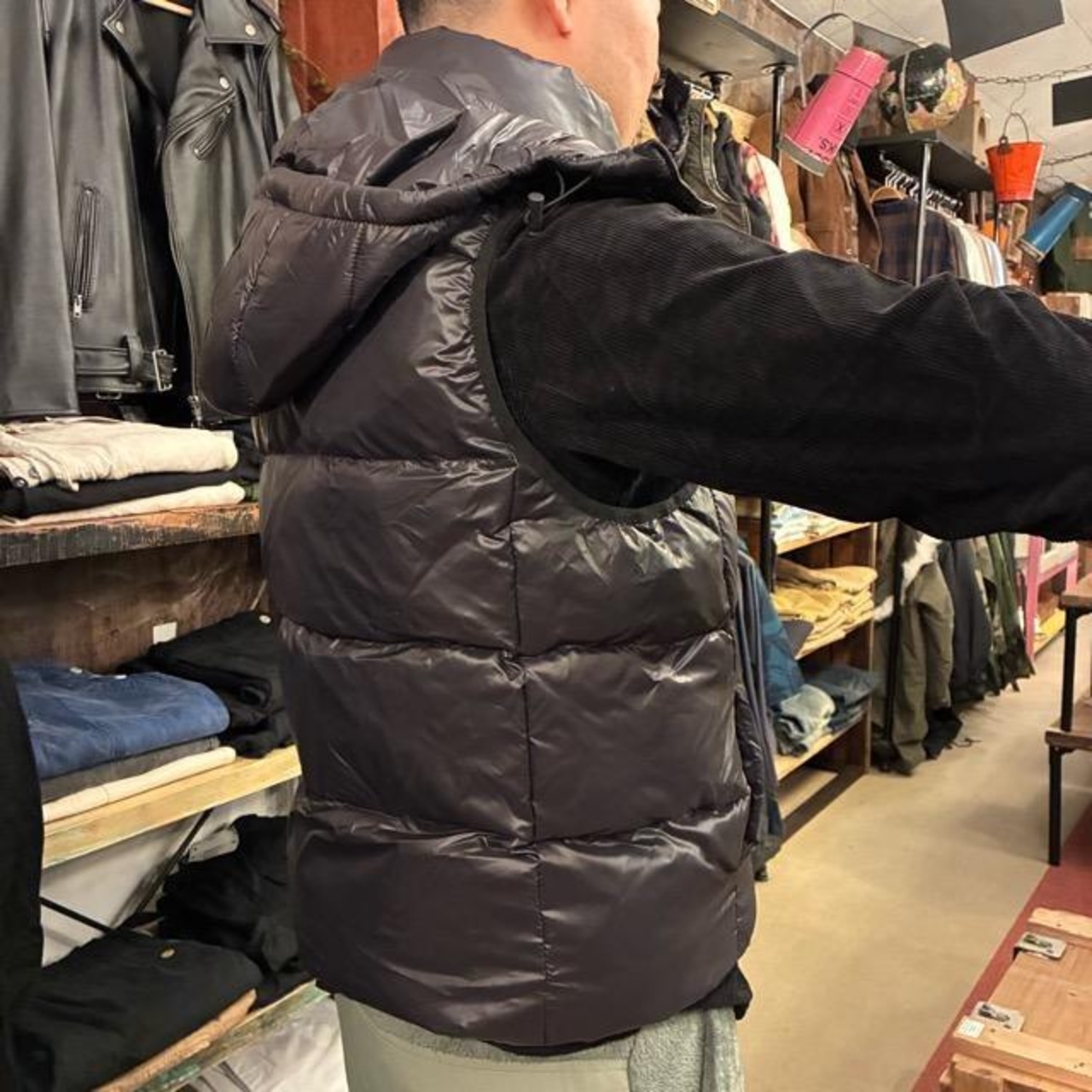TOPANGA Men's Gold Lining Black Hooded Down Vest Quilting Vest Feather Outer