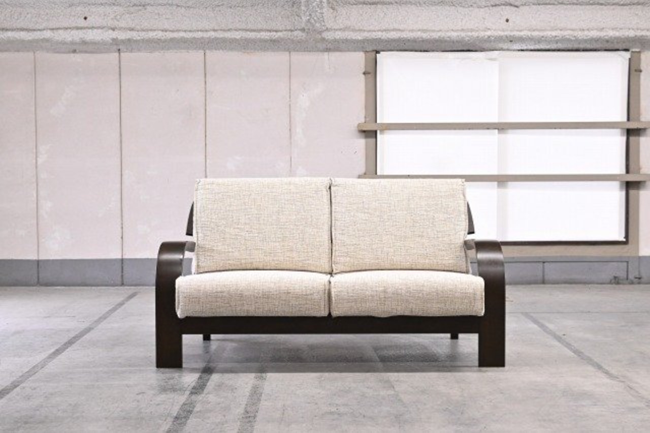 飛騨高山 ibata interior/イバタ家具 ラブソファ 曲げ木 ホワイト ibata 飛騨の家具 2人掛け 2p 椅子 ファブリック【中古家具/中古インテリア/USED家具ユーズド家具/リサイクル】