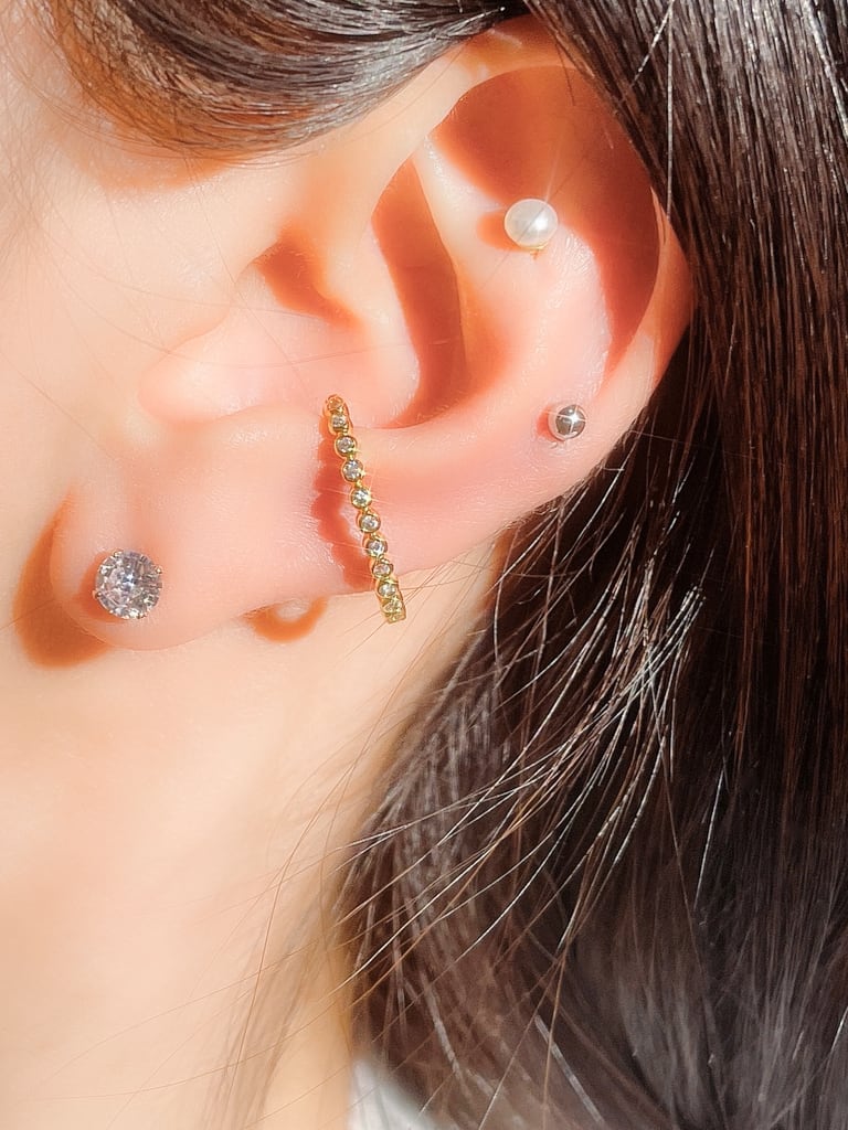 C curl dots (金属アレルギー対応)