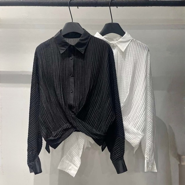 Twist pleated design shirt【2color】 C1632