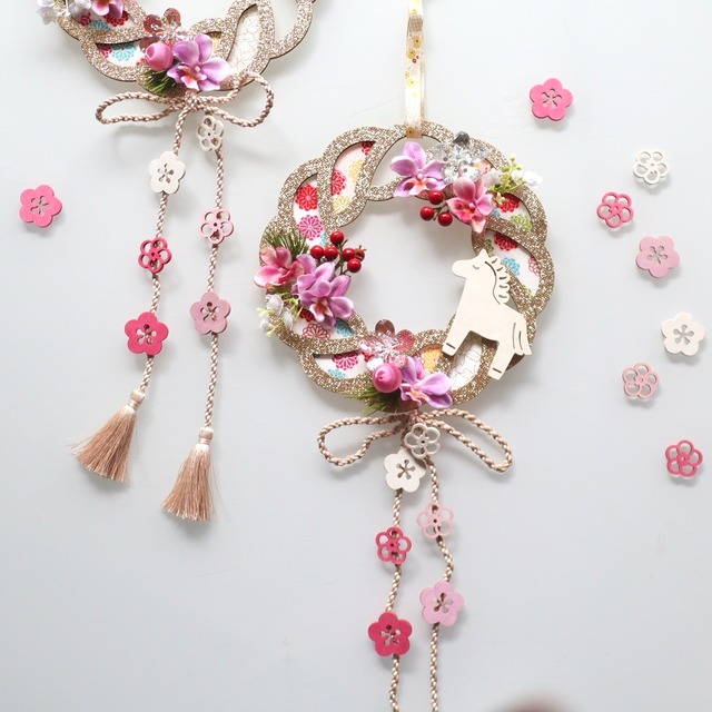 《早割》うま年を祝う＊輝く梅ビジュー＆蘭の花＆縁起のいい白馬のお正月飾り/白馬取り外し可