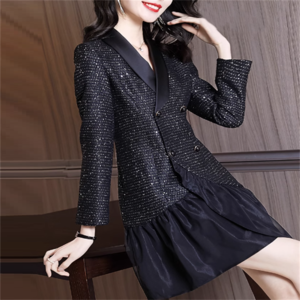 【送料無料】 ドレス ミニドレス ワンピース 衣装 パーティドレス ミニ 袖あり 長袖 Vネック Aライン フレア ドッキング キラキラ グリッター 異素材切り替え エレガント 可愛い 大人可愛い きれいめ シンプル カジュアル シック コンサバ 華やか 大人 上品 おしゃれ お洒落 主役級 こなれ感 高見え 高級感 無地 秋 30代 40代 レディース 女性用 ママ デート お出かけ 女子会 お呼ばれ 休日 お茶会 授業参観 結婚式 二次会 韓国 ファッション 定番 着痩せ   インスタ映え