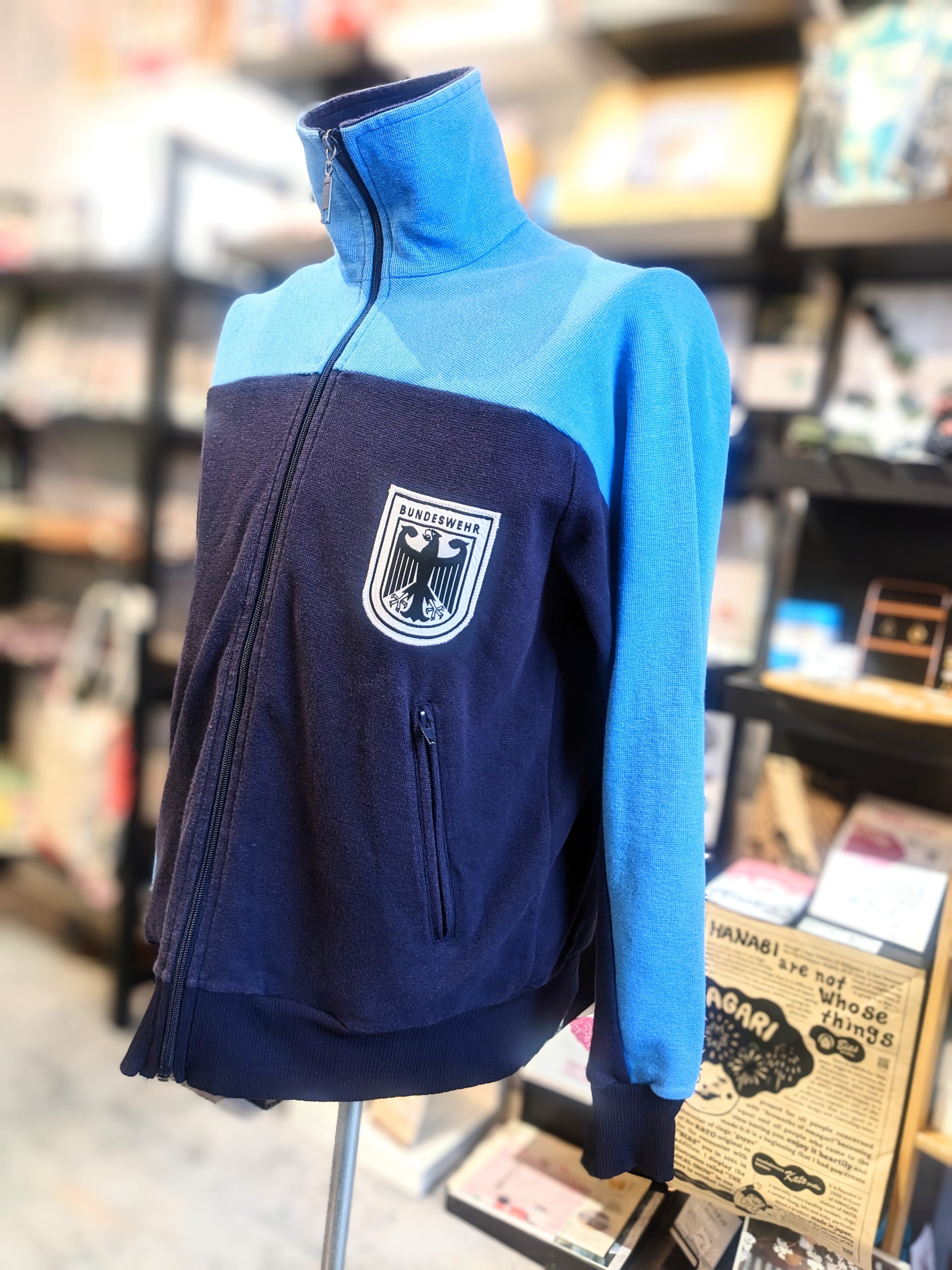 再入荷！ドイツ軍トレーニングジムトラック ジャケット ブルー XL | 風