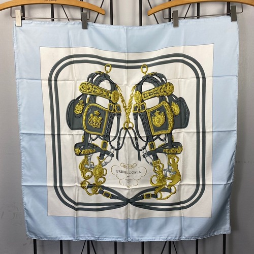 ◎.HERMES CARRE90 SILK SCARF BRIDES de GALA par MADE IN FRANCE/エルメスカレ90シルク100%スカーフ(式典用馬勒) 2000000065243