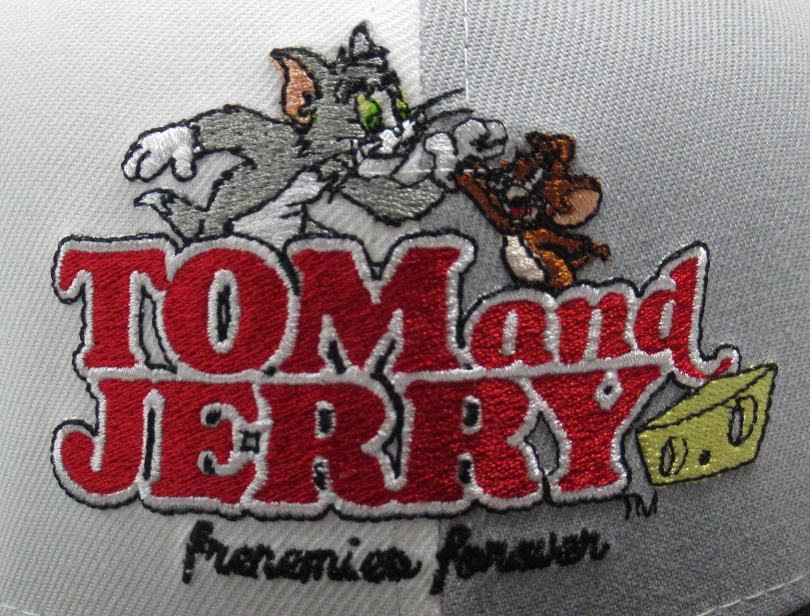 Exclusive NEW ERA 59fifty Tom & Jerry トム＆ジェリー WHITE・GRAY