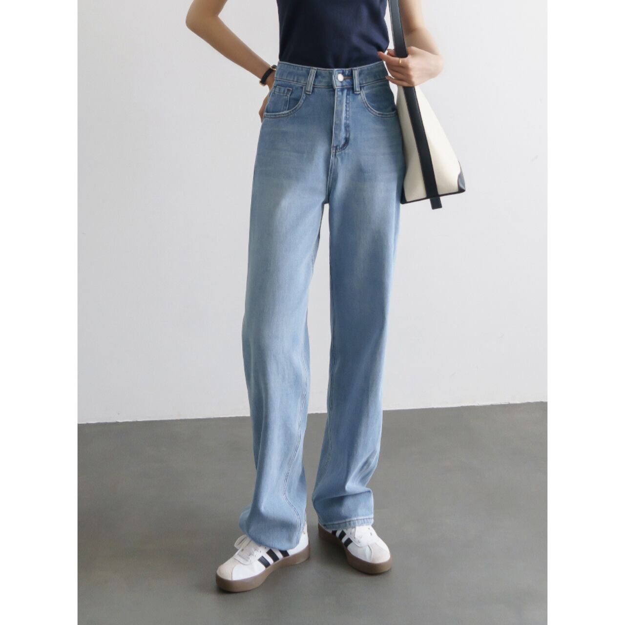 ライトカラーストレートジーンズ a0135