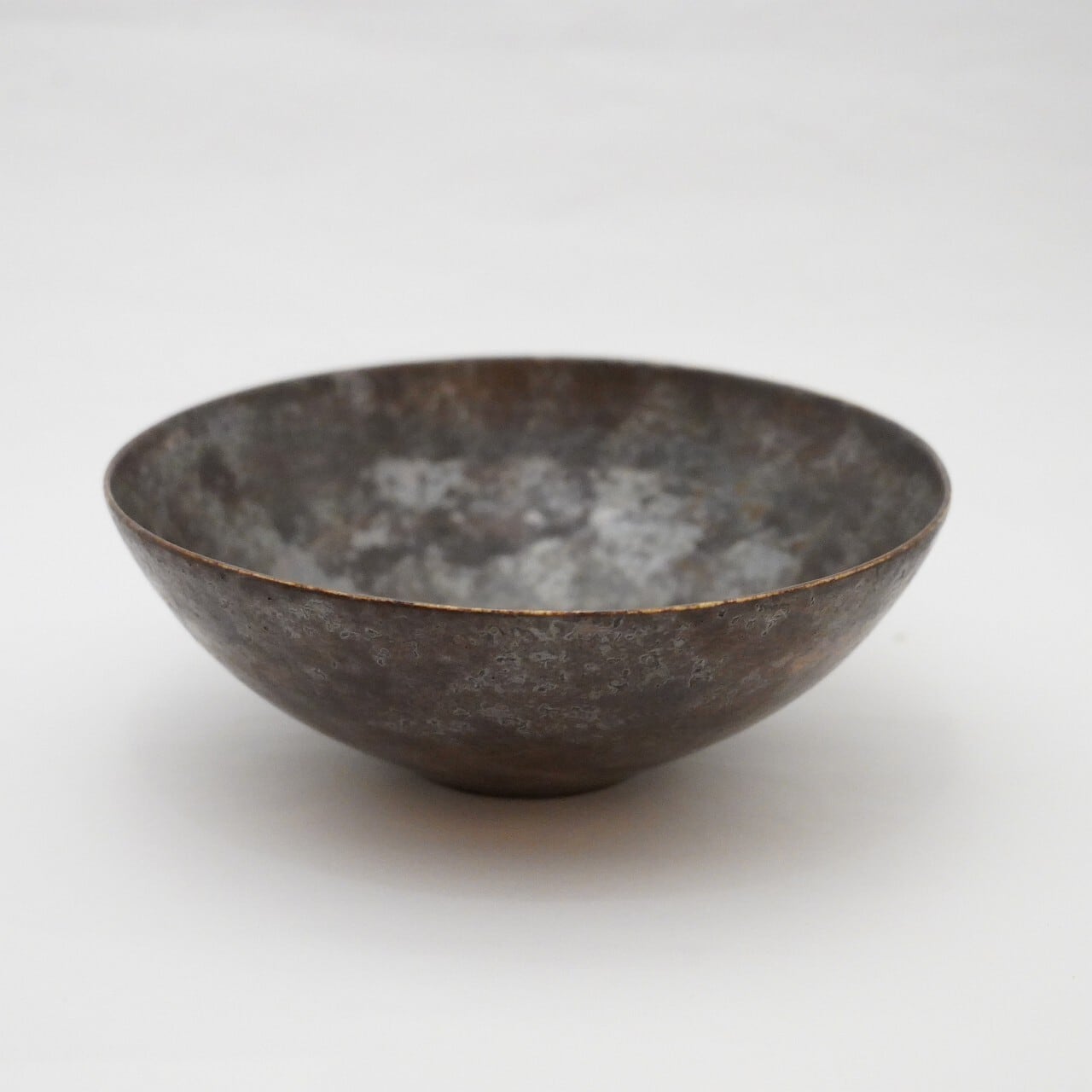 【平井 秀】黒金5寸鉢 C