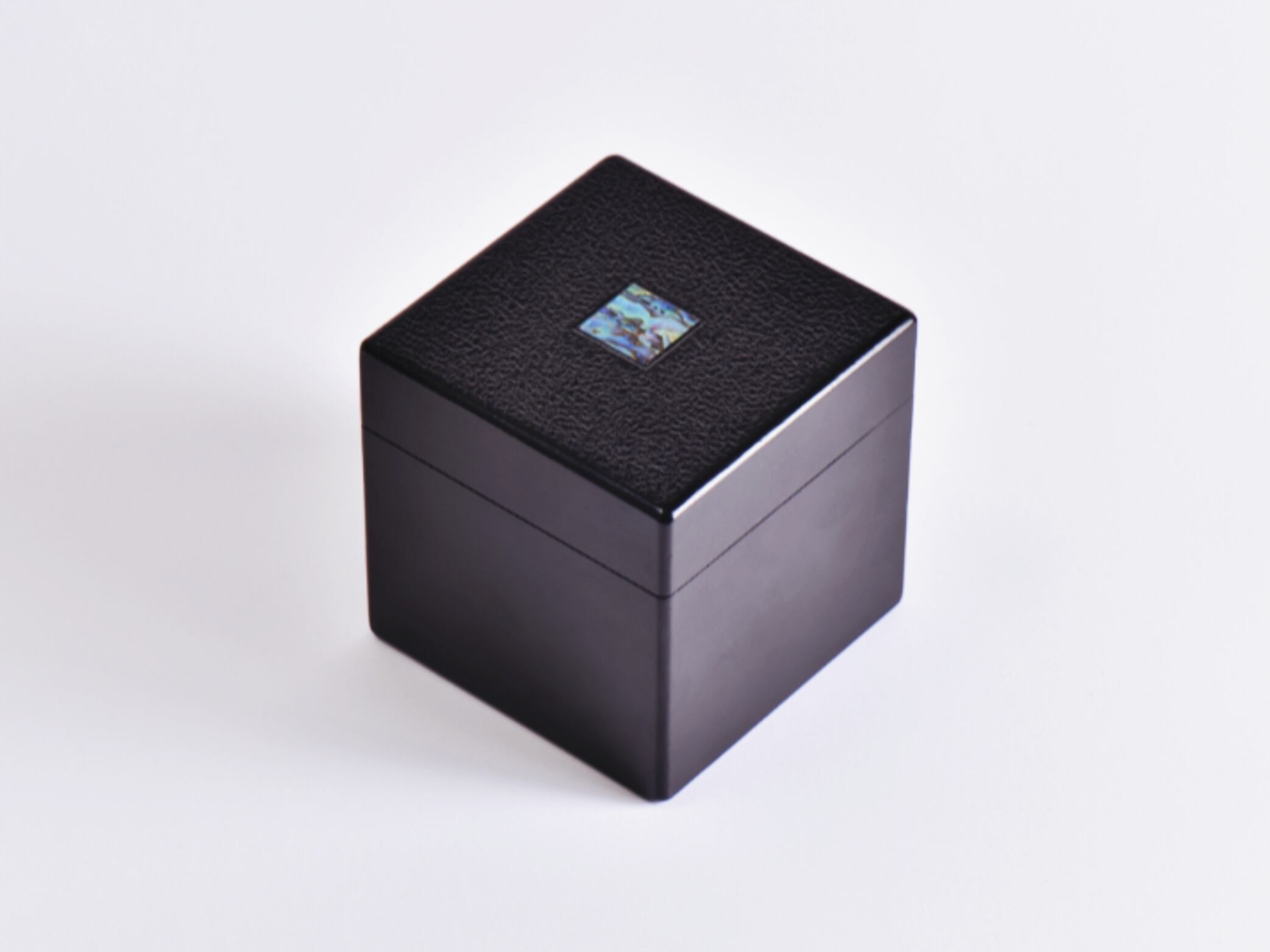 漆 CUBEメモリアル®】 黒螺鈿 青貝 | 工房たけ徳島