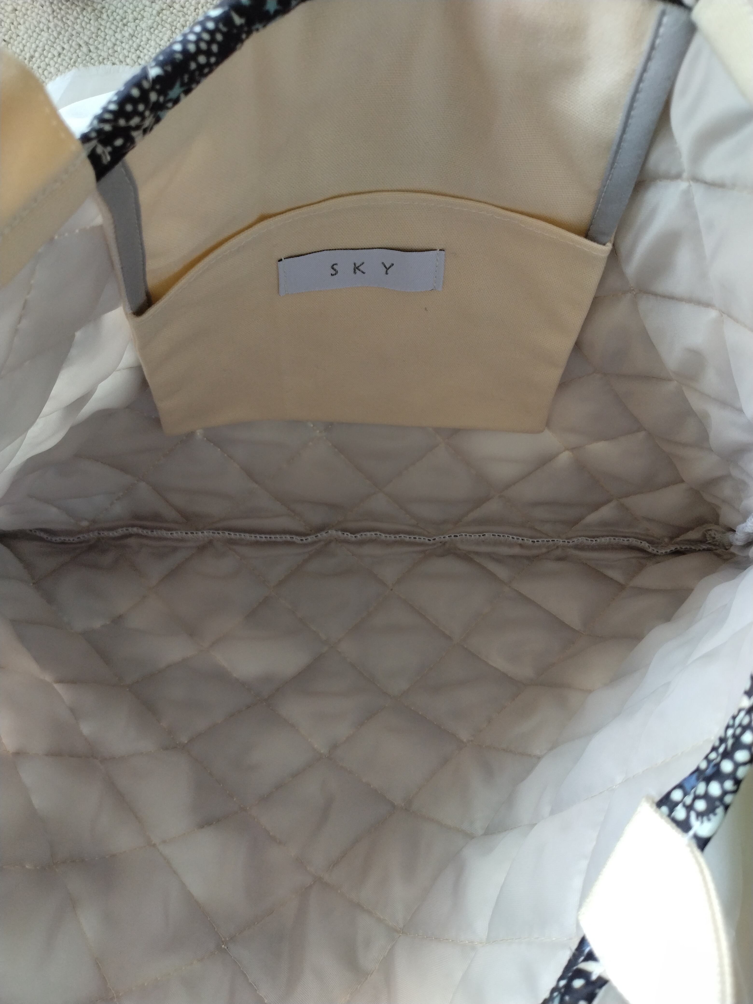 LIBERTYリバティ 【1点のみ】レッスンバッグ トートバッグ