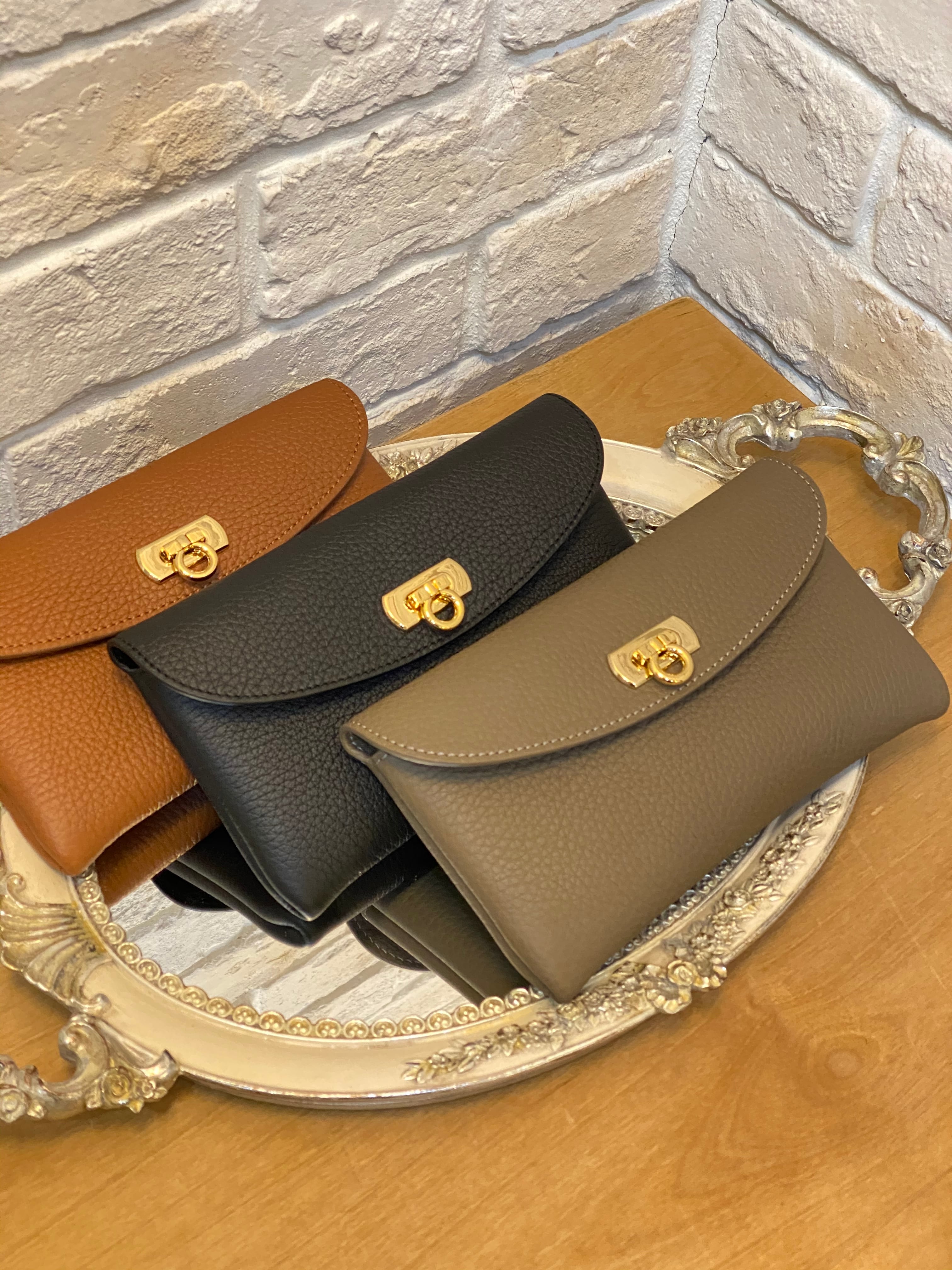 高級ハイブランドにも使用されてる本革『エリム』　エトゥープ　可愛い長財布 エリム フラップ式長財布 エトゥープ | 【ESTOIRE】世界のトップ