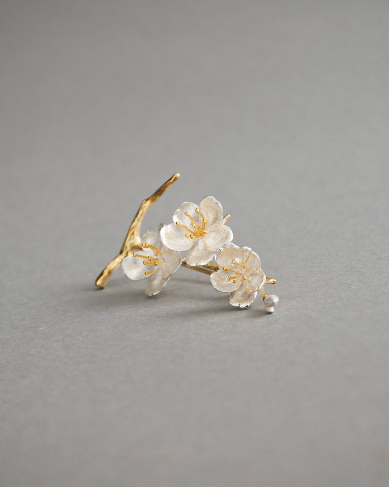 若桜 ブローチピン