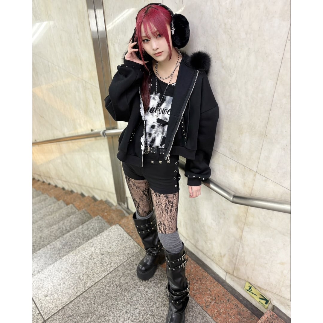 ショート丈 クロススタッズファーZIPパーカー(裏起毛