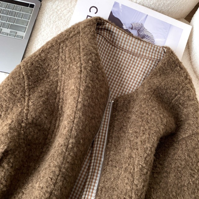 ゆったりショート丈 裏地チェック ボア風ブルゾン Ln00457
