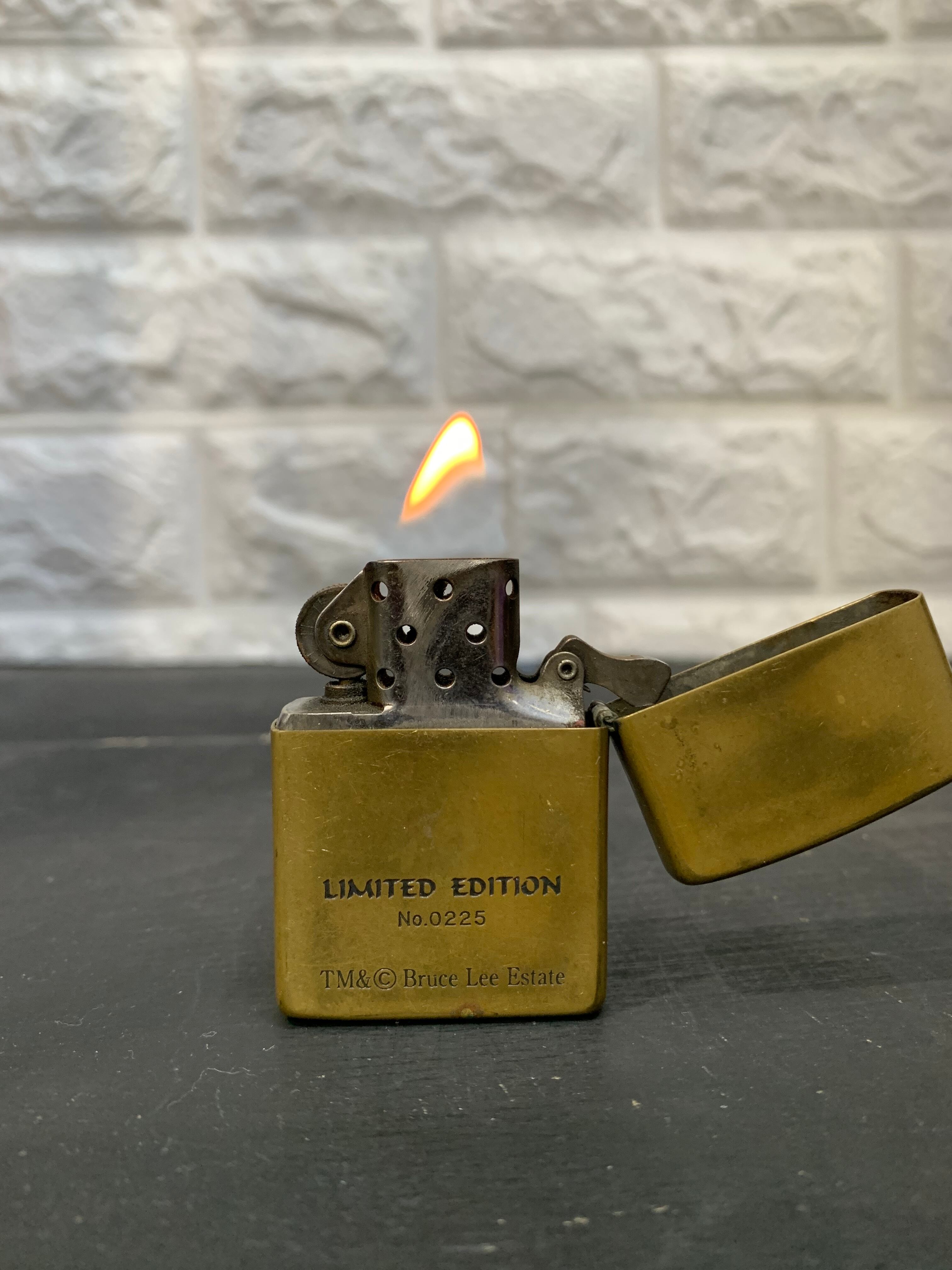 1998年11月製 BLUCE LEE リミテッドエディション NO.0225 ZIPPO | Pay ID