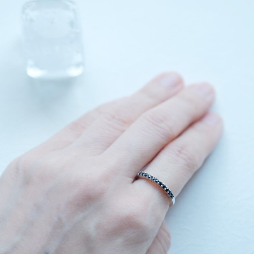 ブラック サファイア パヴェ 細身 リング シルバー925 | クラウド