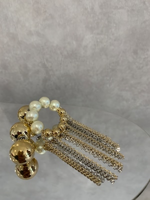 cotton pearl circle chain asymmetry