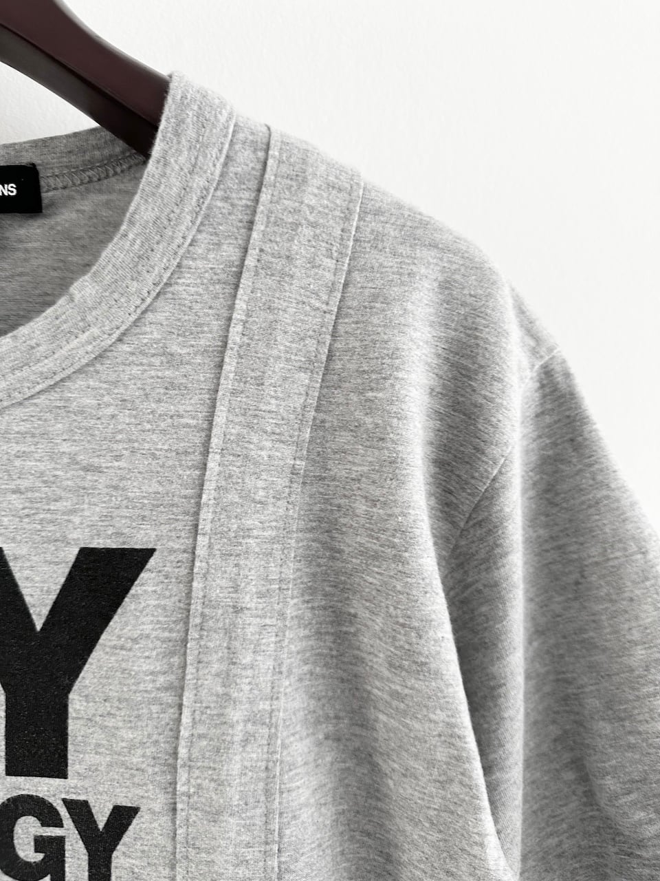 COMME des GARÇONS GRAPHIC PRINT T-SHIRT | dear closet