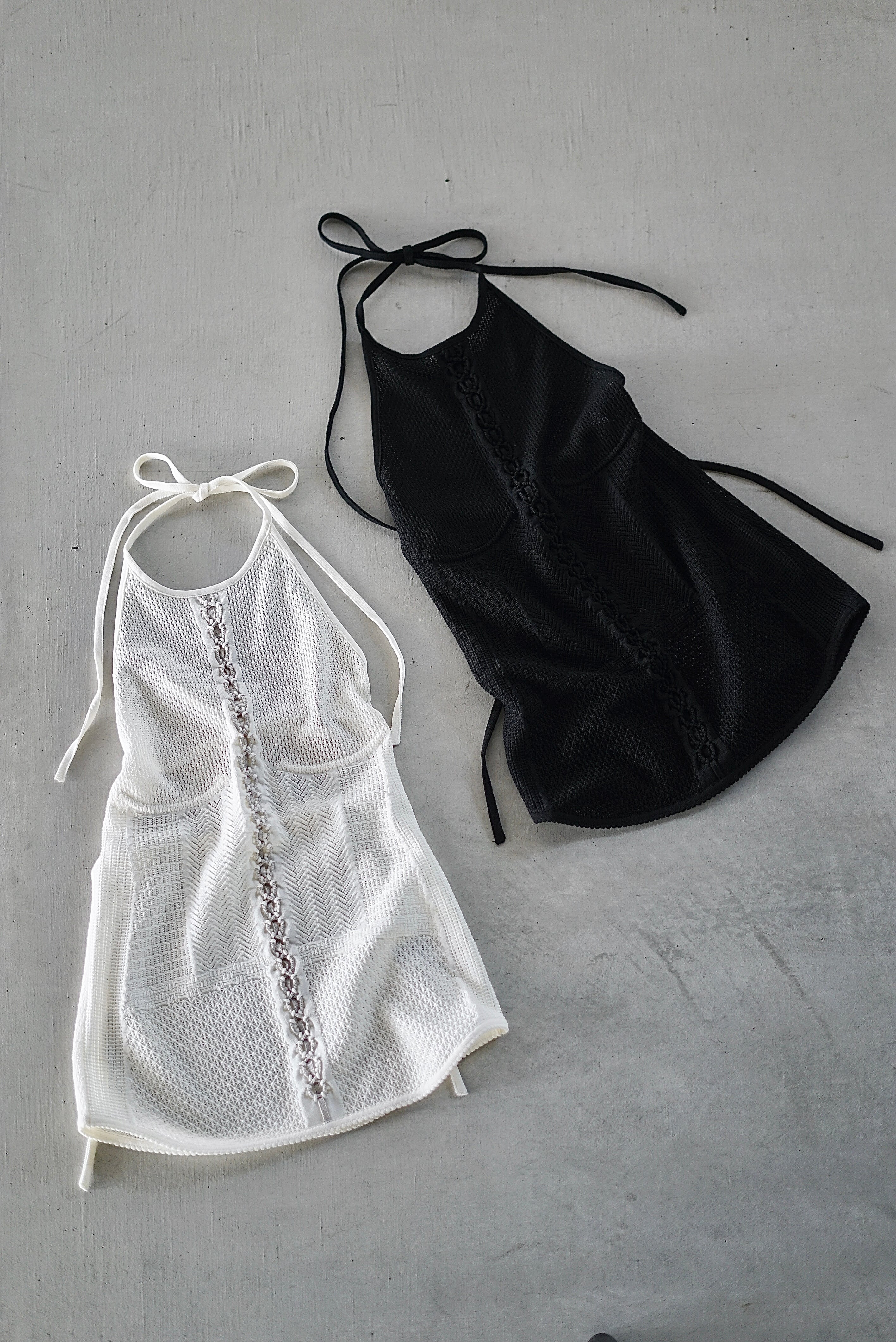 Mame Kurogouchi / Openwork Lace-up Knitted Top ( BLACK / WHITE 