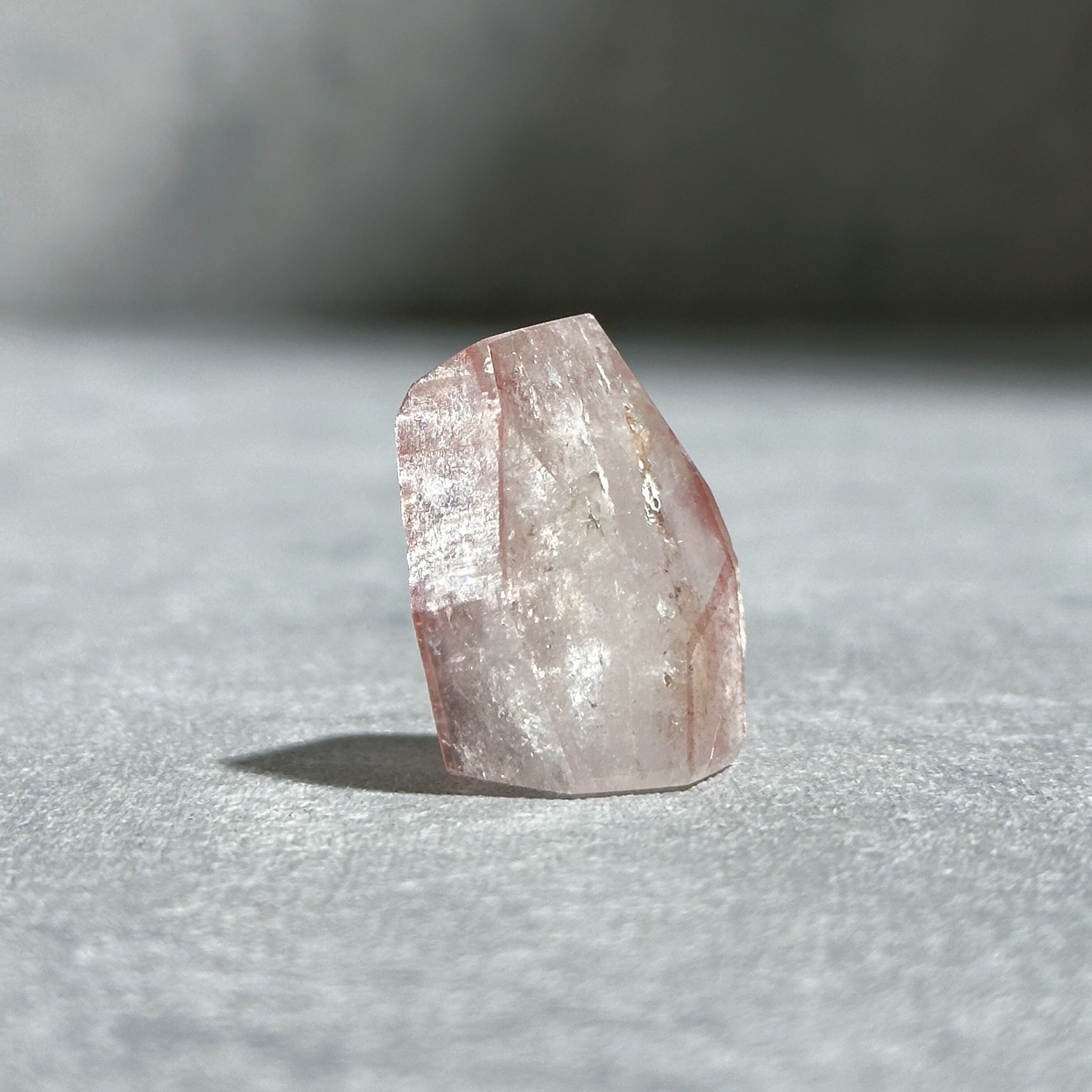 リチウムクォーツ フリーフォーム22◇Lithium Quartz ◇天然石・鉱物・パワーストーン