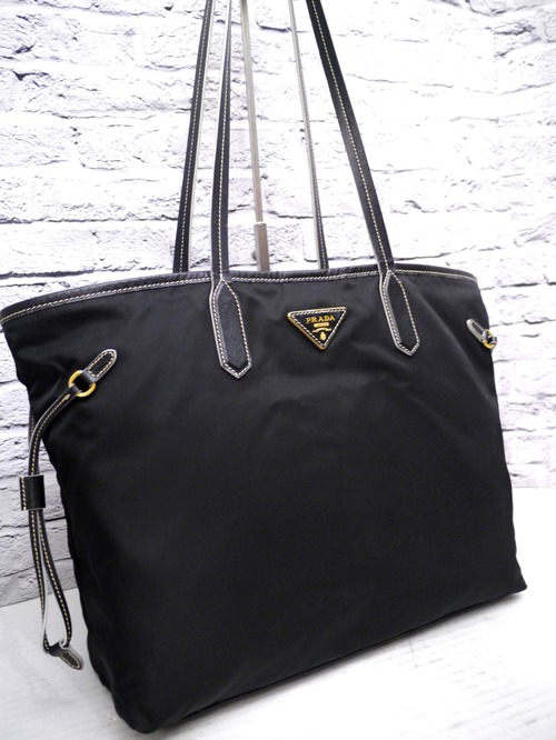 美品◆ PRADA プラダ A4対応 ビジネス可 ナイロンxサフィアーノレザー切替 大容量 ショッパー トート ハンド バッグ 黒x金◆ 使い勝手抜群