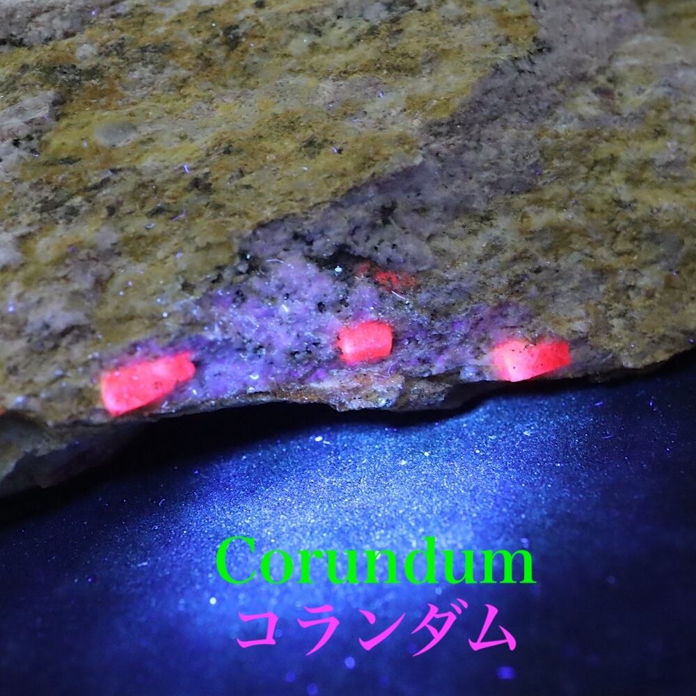 天然コランダム　サファイア １．８８ｃｔ　/ Ｄ０．２４ｃｔ 0bd7013195337167a97329b7a9d38e